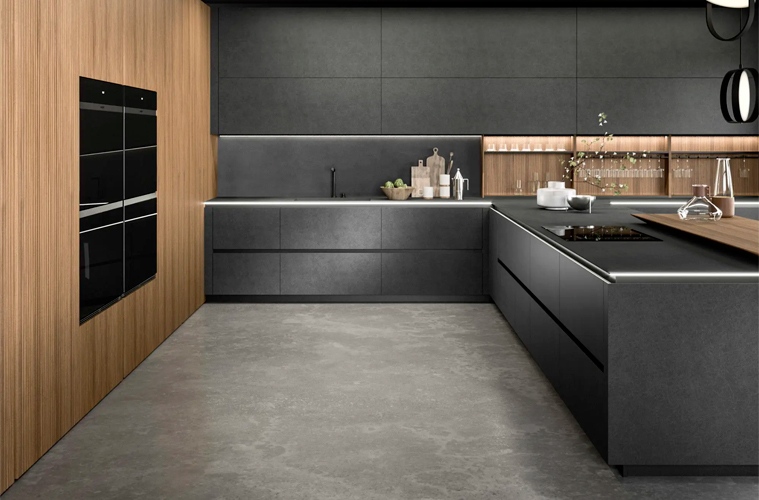 Luxury Snaidero kitchen in a Marbella villa